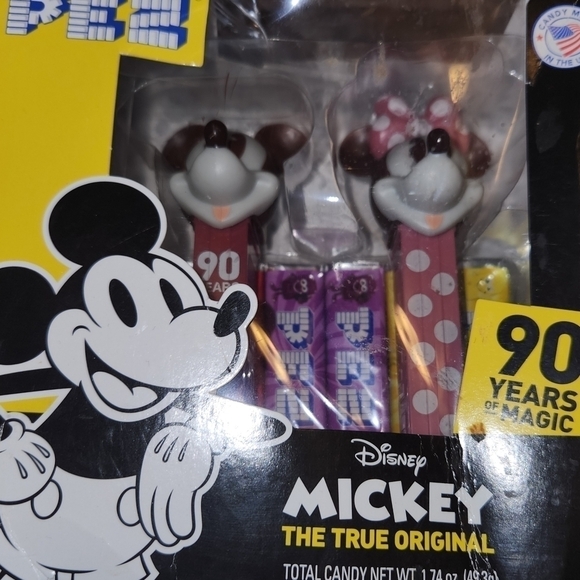MICKEY & Minnie Mouse 90th Ann. Pez Container Beautiful Rare Steamboat !! - Picture 3 of 4